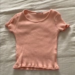 pink cropped t-shirt